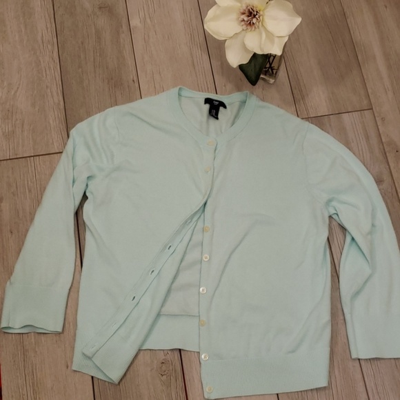 GAP Sweaters - Gap XL Button Down Cardigan